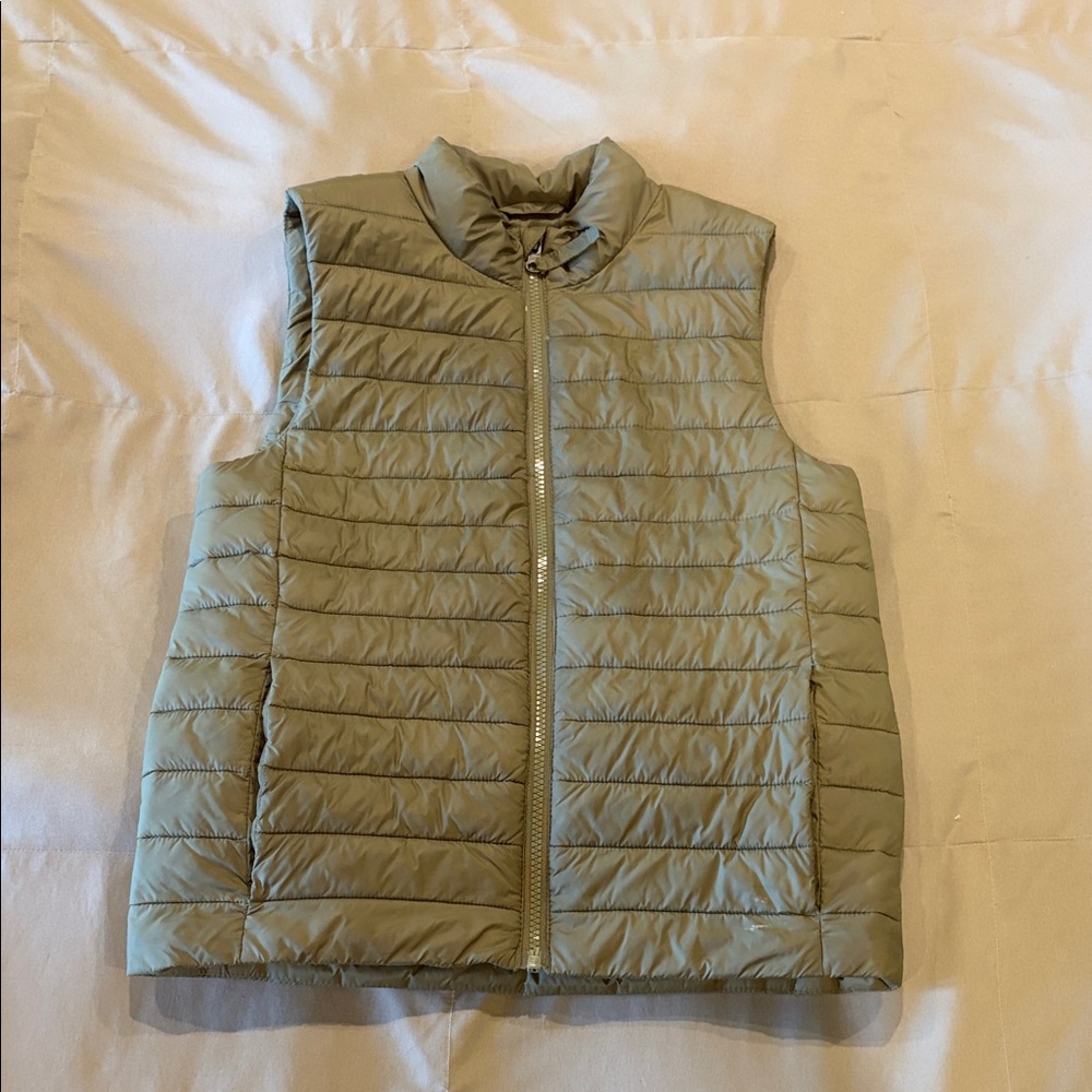 Kids Lands’ End Puffer Vest, Size M (10-12)